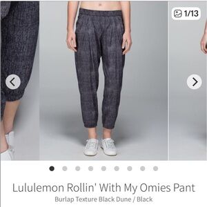 Lululemon Rollin’ With My Om’ies Burlap Texture Black Dune/Black Pants Size 8